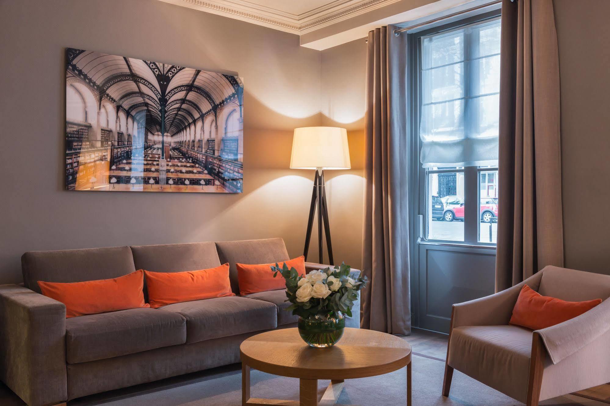 Le Tourville By Inwood 4*