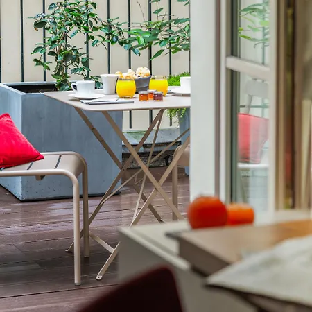 Hotel Le Tourville By Inwood 4*