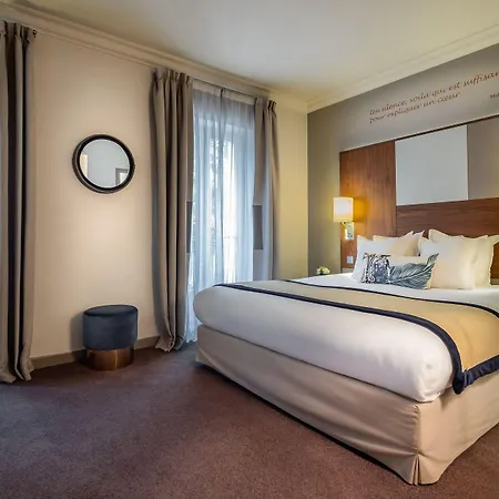 Le Tourville By Inwood 4*
