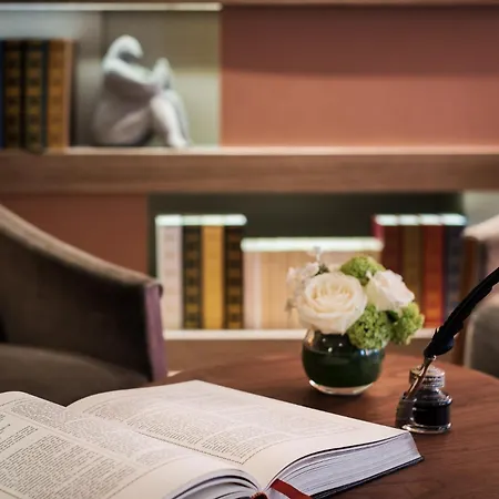Le Tourville By Inwood Hotel 4*