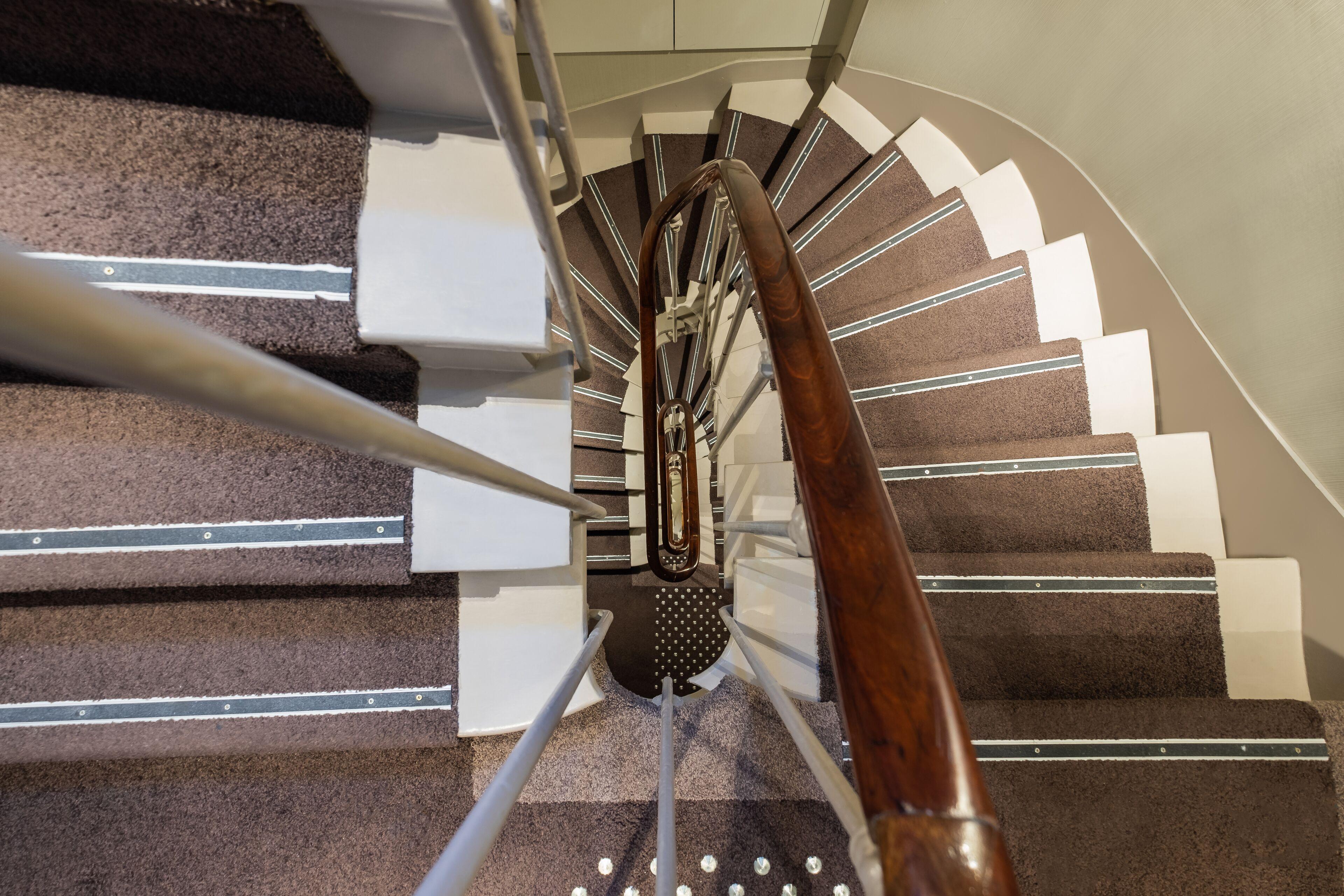 Hotel Le Tourville By Inwood 4*